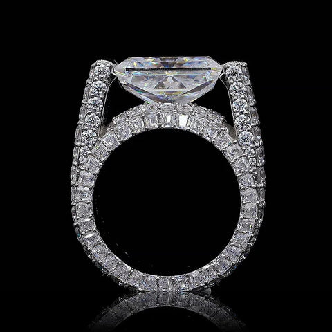 14ct WHITE GOLD RING