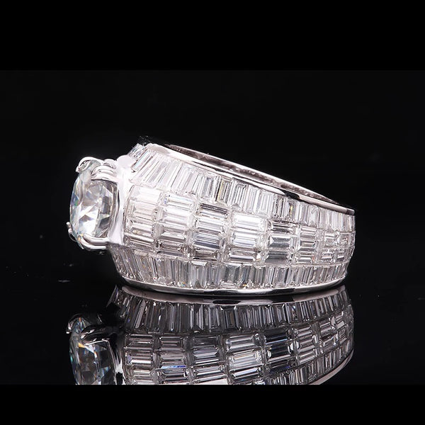 18ct WHITE GOLD RING