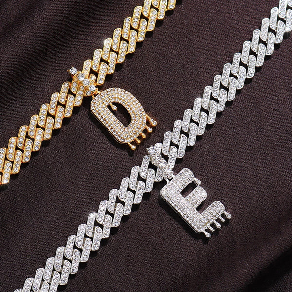 INITIAL NECKLACE