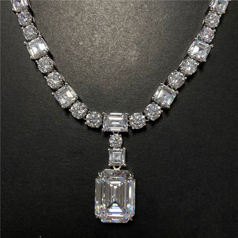 EMERALD NECKLACE