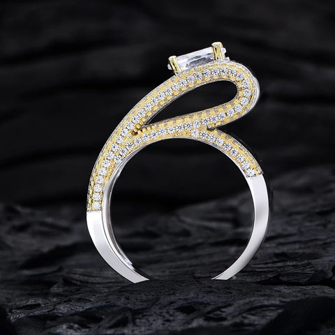 VIVID SAPPHIRE RING