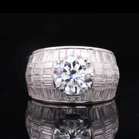 18ct WHITE GOLD RING